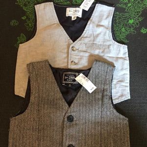 Two boys vests! NWT! One lightweight grey. Other is houndstooth. Sz 6 and 5/6.